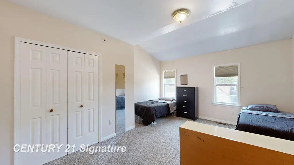 3902 Cuthbertson Street Flint City MI 48507