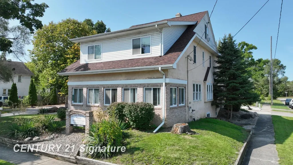3902 Cuthbertson Street Flint City MI 48507