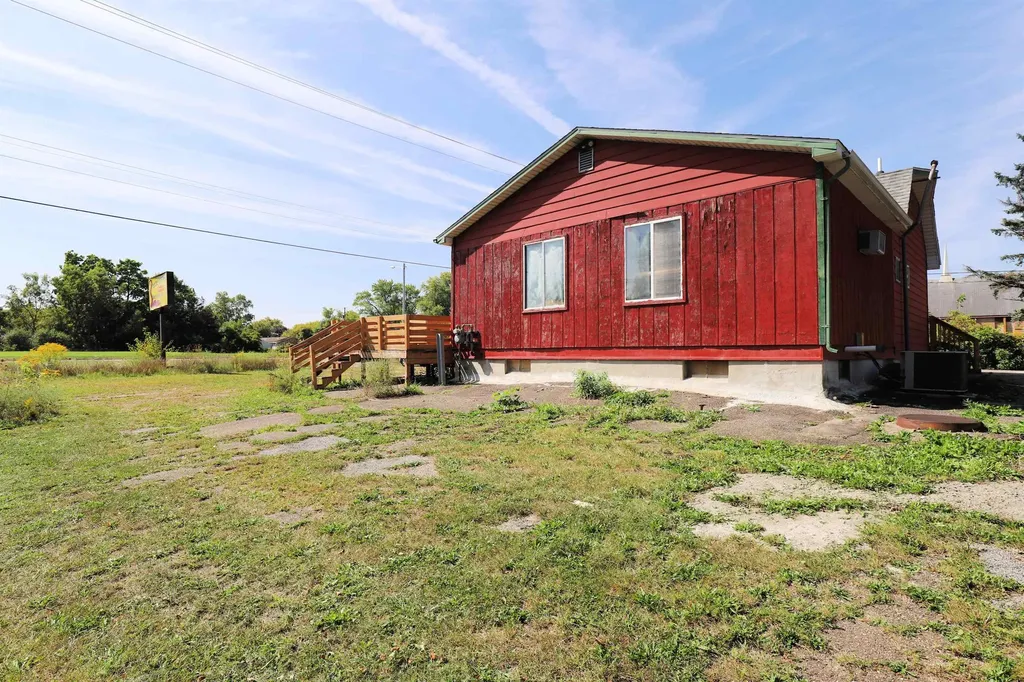 2246 W Coldwater Road Mt. Morris Township MI 48505