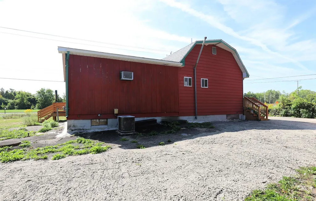 2246 W Coldwater Road Mt. Morris Township MI 48505