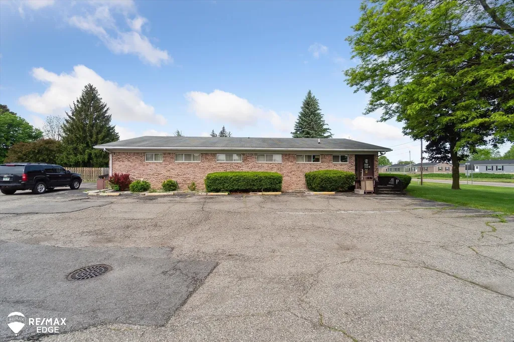 4344 Richfield Road Genesee Charter Township MI 48506