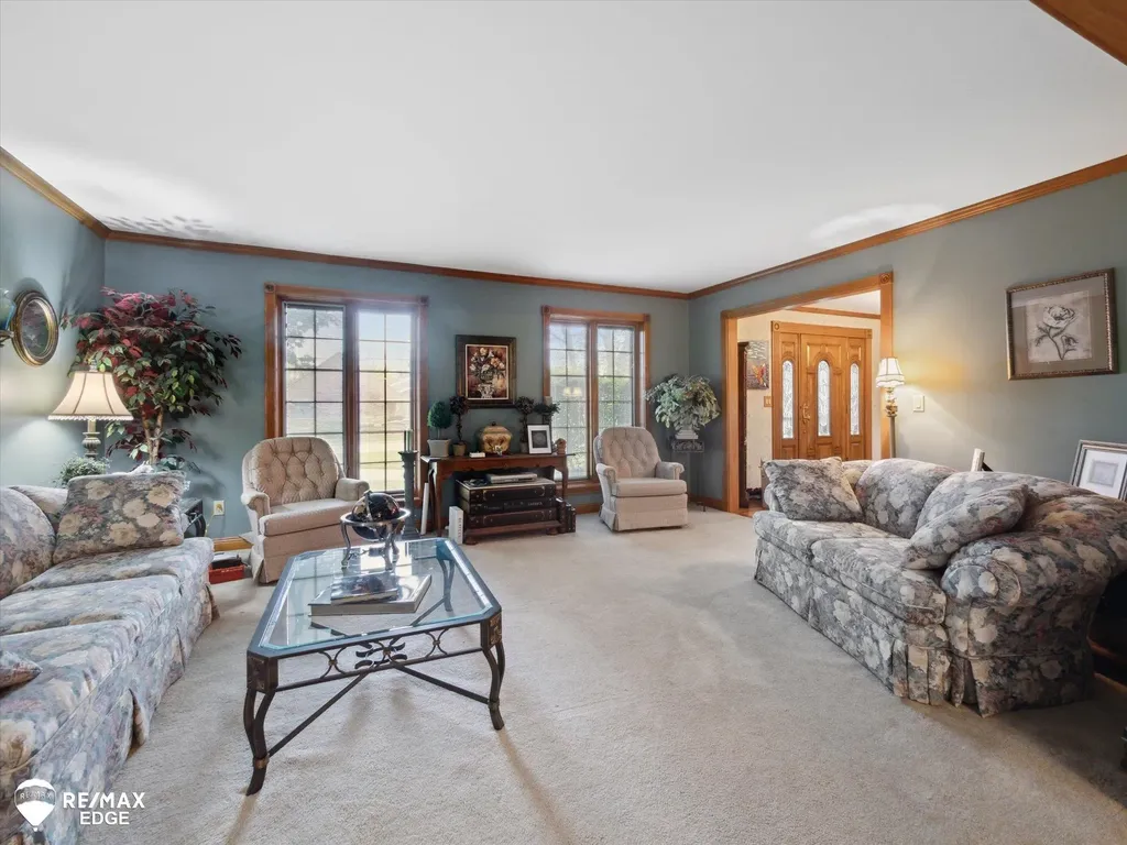 9705 Burning Tree Drive Grand Blanc Charter Township MI 48439