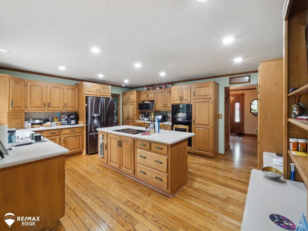 9705 Burning Tree Drive Grand Blanc Charter Township MI 48439