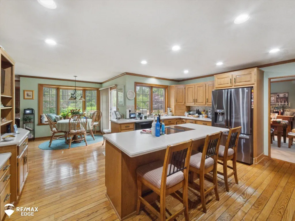 9705 Burning Tree Drive Grand Blanc Charter Township MI 48439