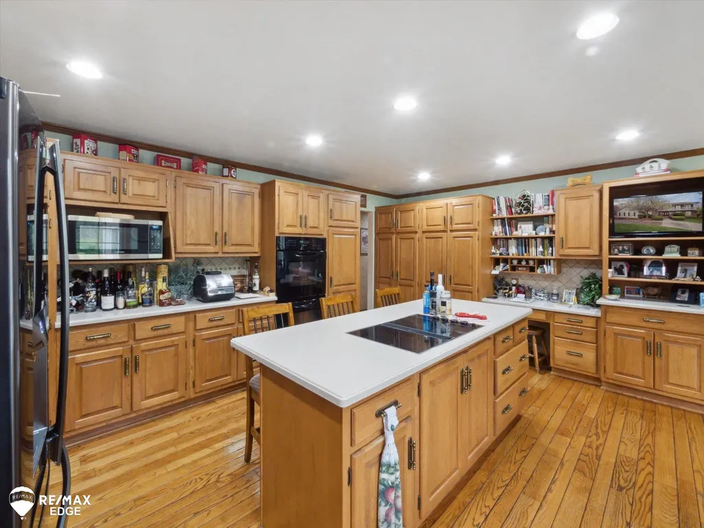 9705 Burning Tree Drive Grand Blanc Charter Township MI 48439