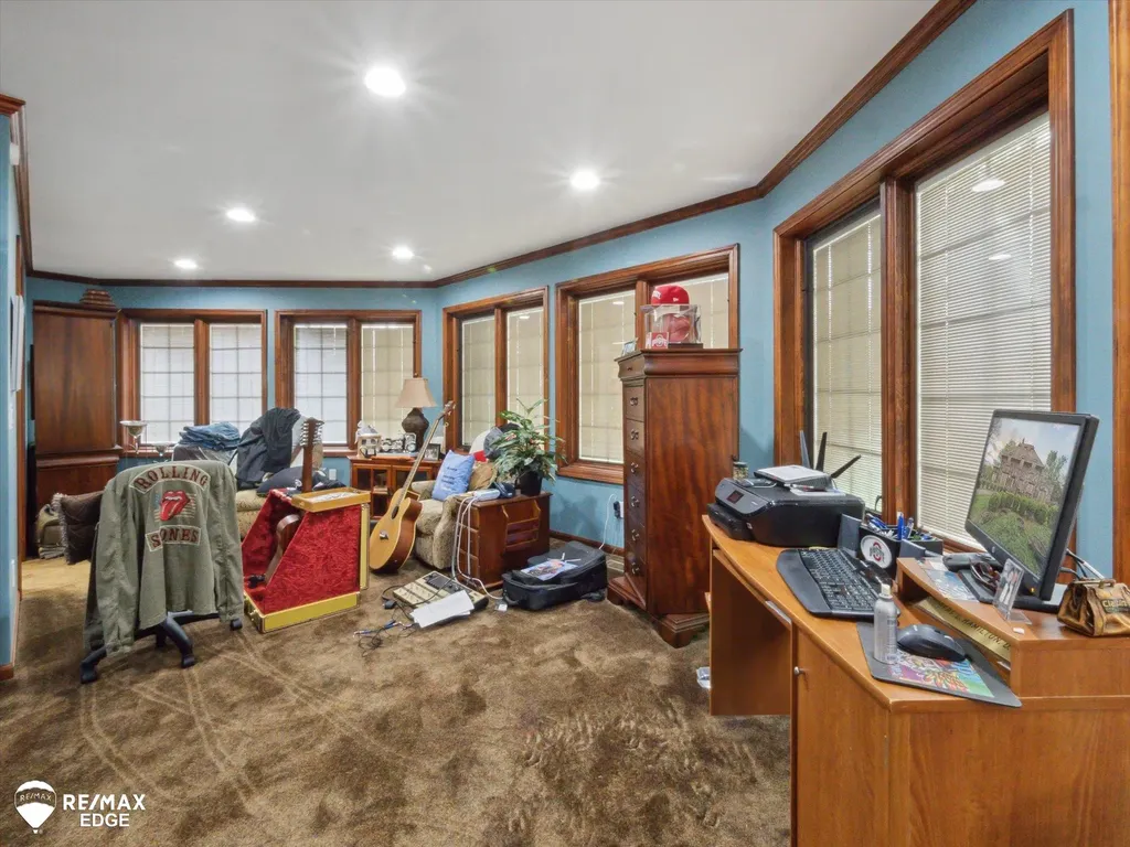 9705 Burning Tree Drive Grand Blanc Charter Township MI 48439