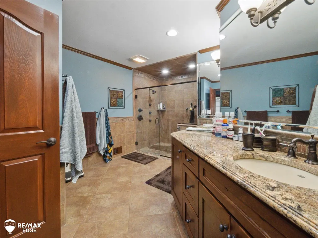 9705 Burning Tree Drive Grand Blanc Charter Township MI 48439