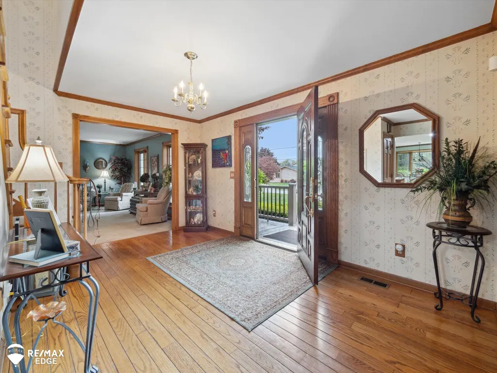 9705 Burning Tree Drive Grand Blanc Charter Township MI 48439