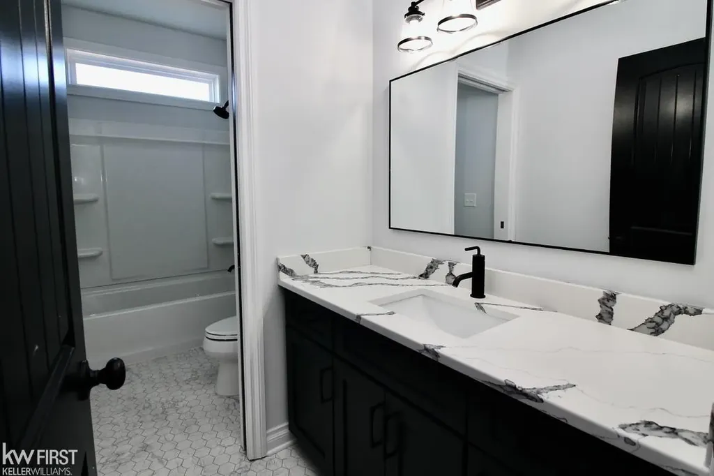 5382 Spring Meadows Way Fenton Charter Township MI 48451
