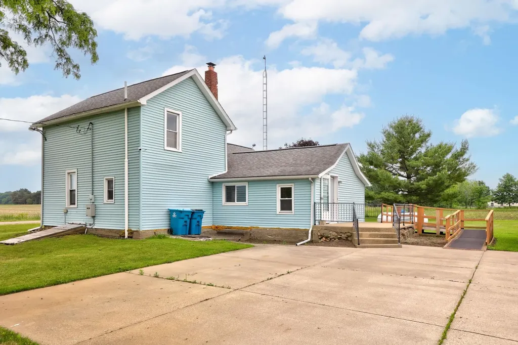 8075 Caine Road Millington Township MI 48746