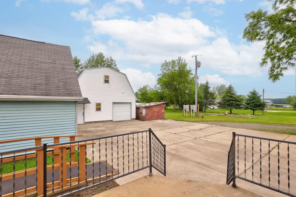 8075 Caine Road Millington Township MI 48746