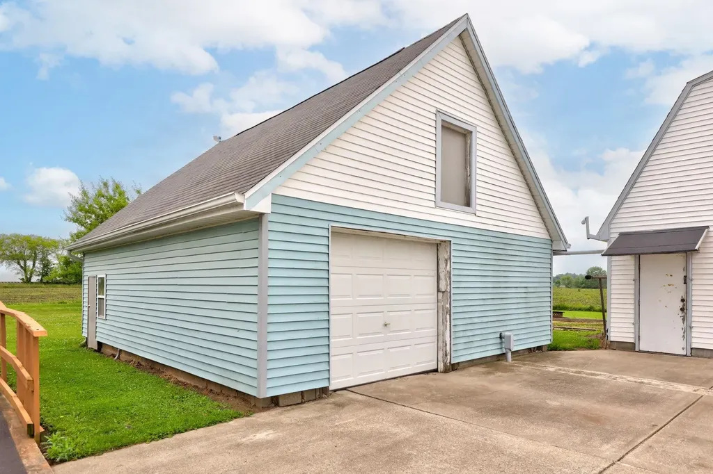 8075 Caine Road Millington Township MI 48746