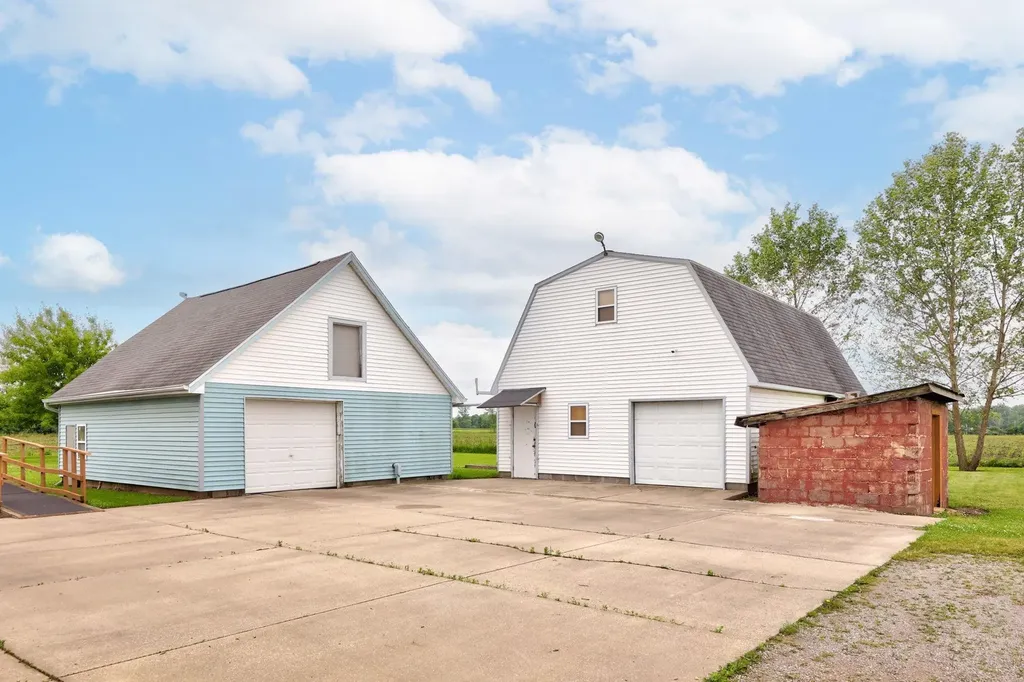 8075 Caine Road Millington Township MI 48746