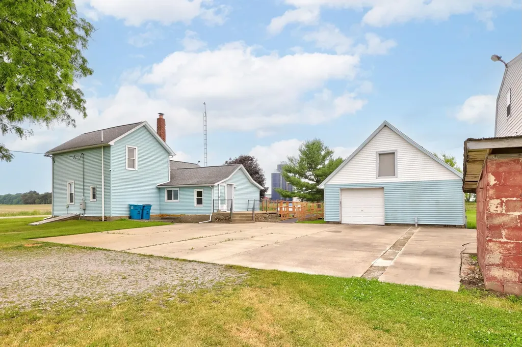 8075 Caine Road Millington Township MI 48746