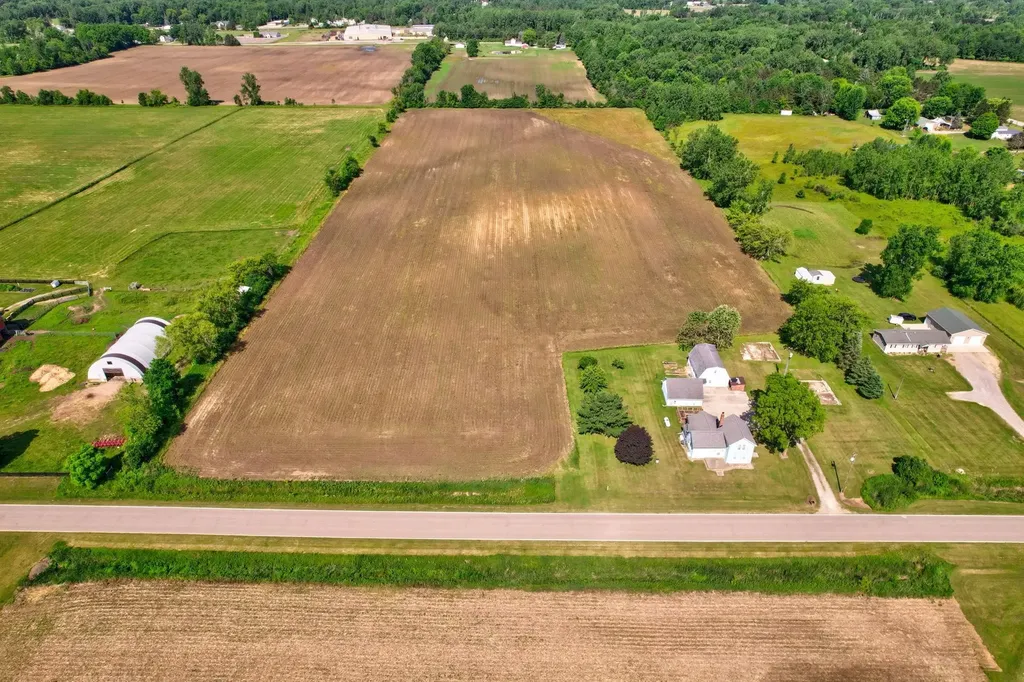 8075 Caine Road Millington Township MI 48746
