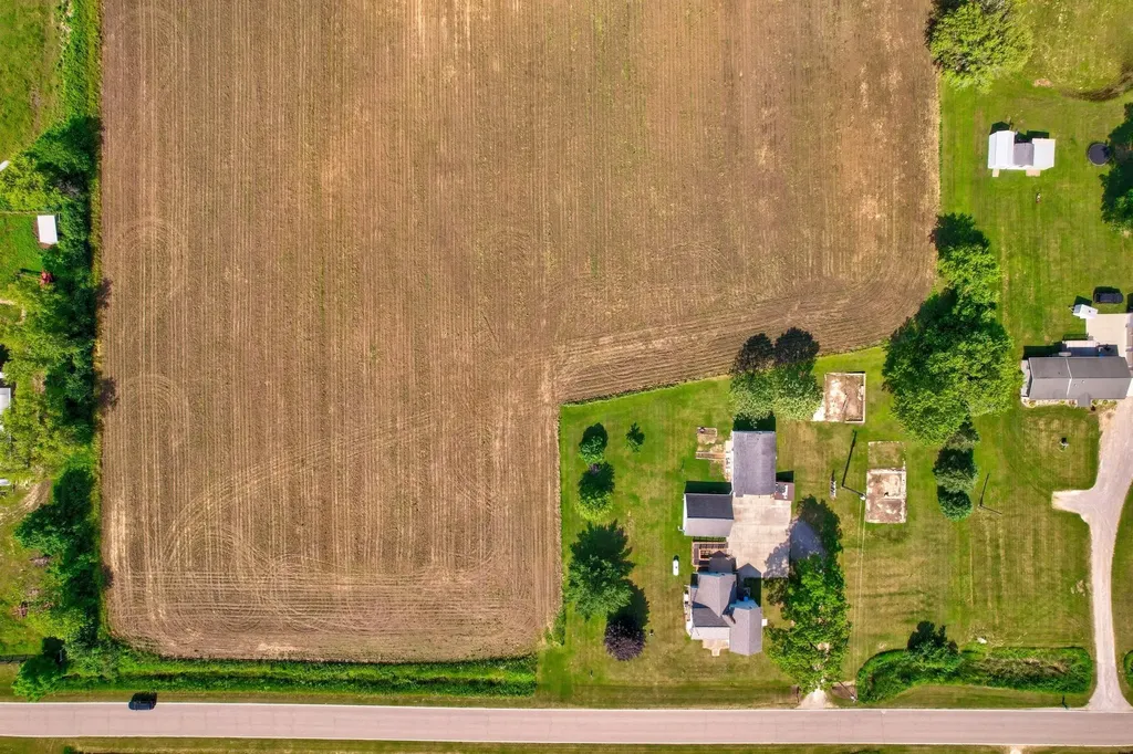 8075 Caine Road Millington Township MI 48746