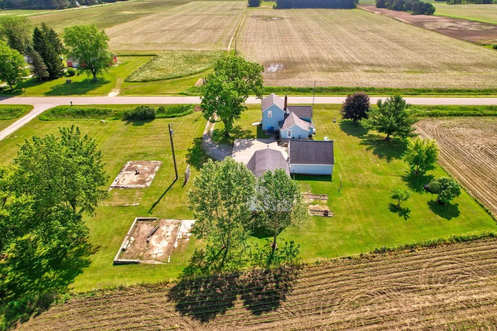 8075 Caine Road Millington Township MI 48746