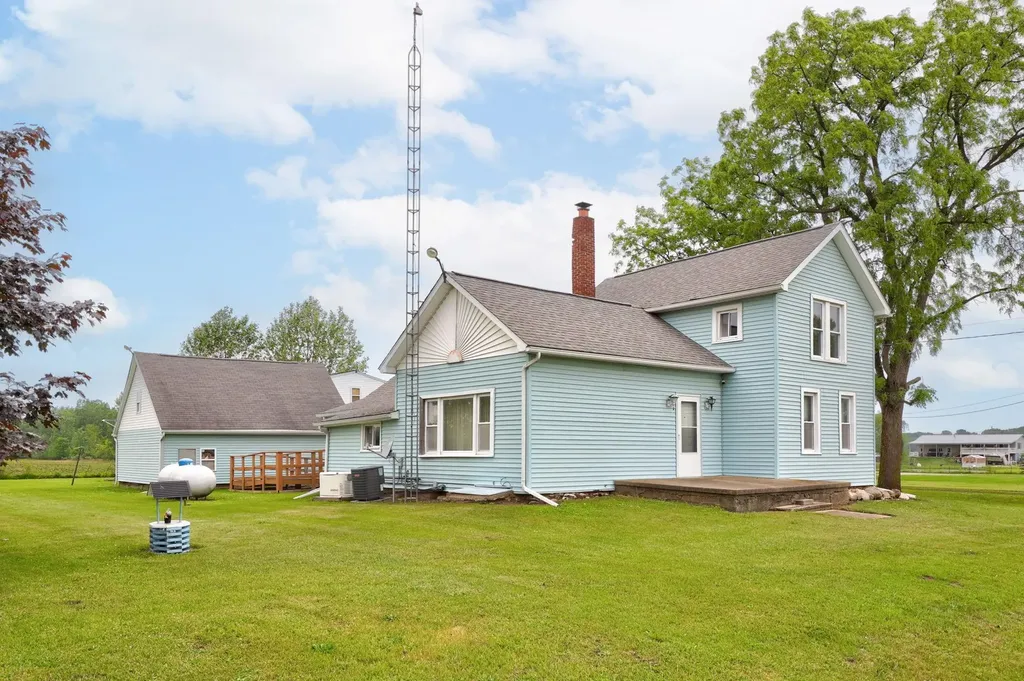 8075 Caine Road Millington Township MI 48746