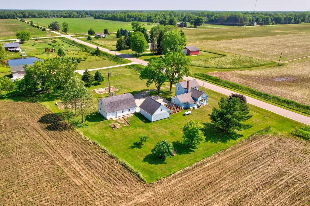 8075 Caine Road Millington Township MI 48746