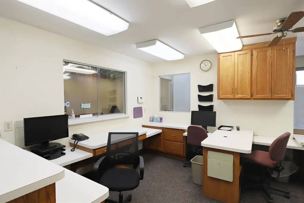 1134 S Linden Road Flint Charter Township MI 48532