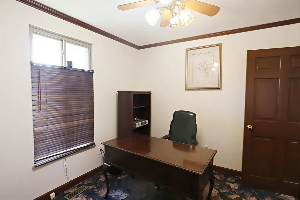 1134 S Linden Road Flint Charter Township MI 48532