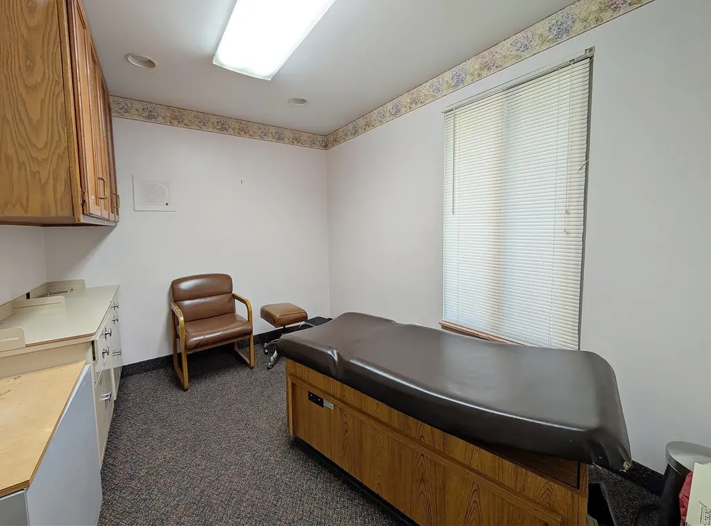 1134 S Linden Road Flint Charter Township MI 48532