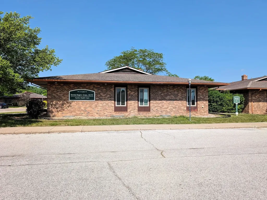 1134 S Linden Road Flint Charter Township MI 48532