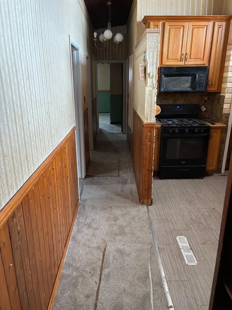 1856 Tebo Street Flint City MI 48503