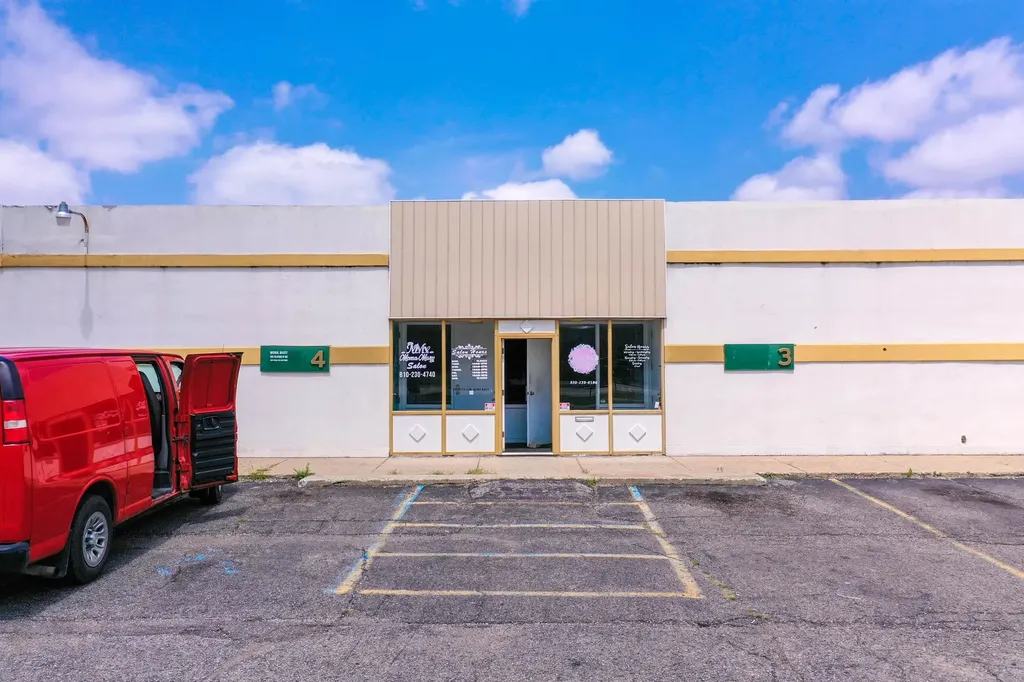 2710 W Court Street Flint City MI 48503