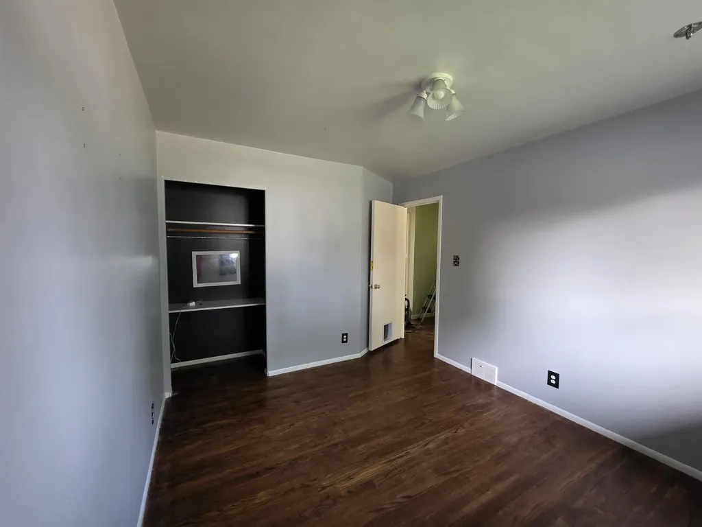 31764 Brown Street Garden City City MI 48135