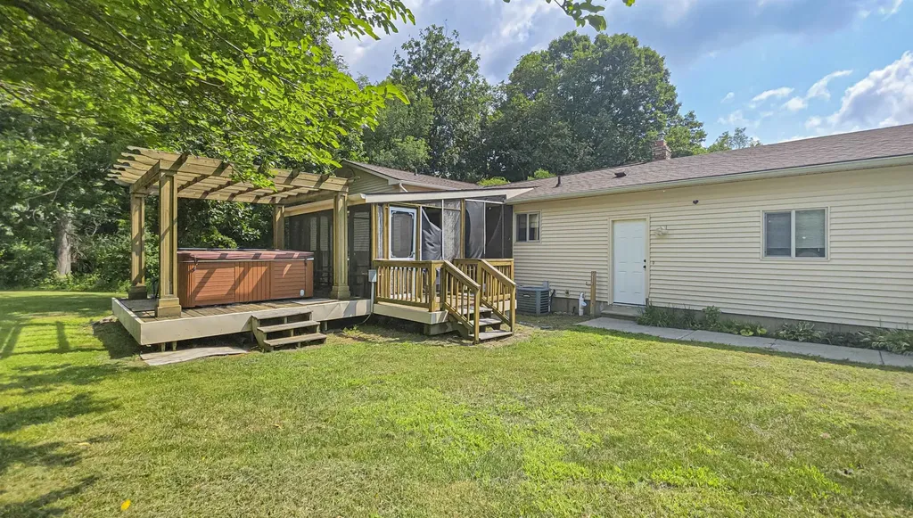 9501 Fish Lake Road Rose Township MI 48442
