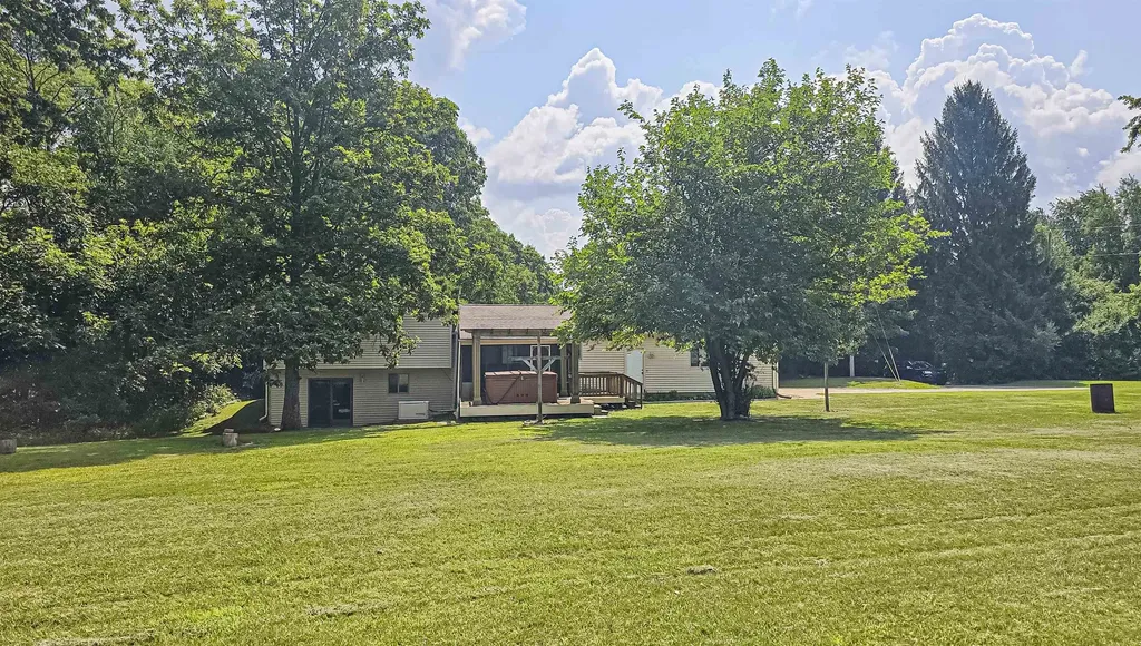 9501 Fish Lake Road Rose Township MI 48442
