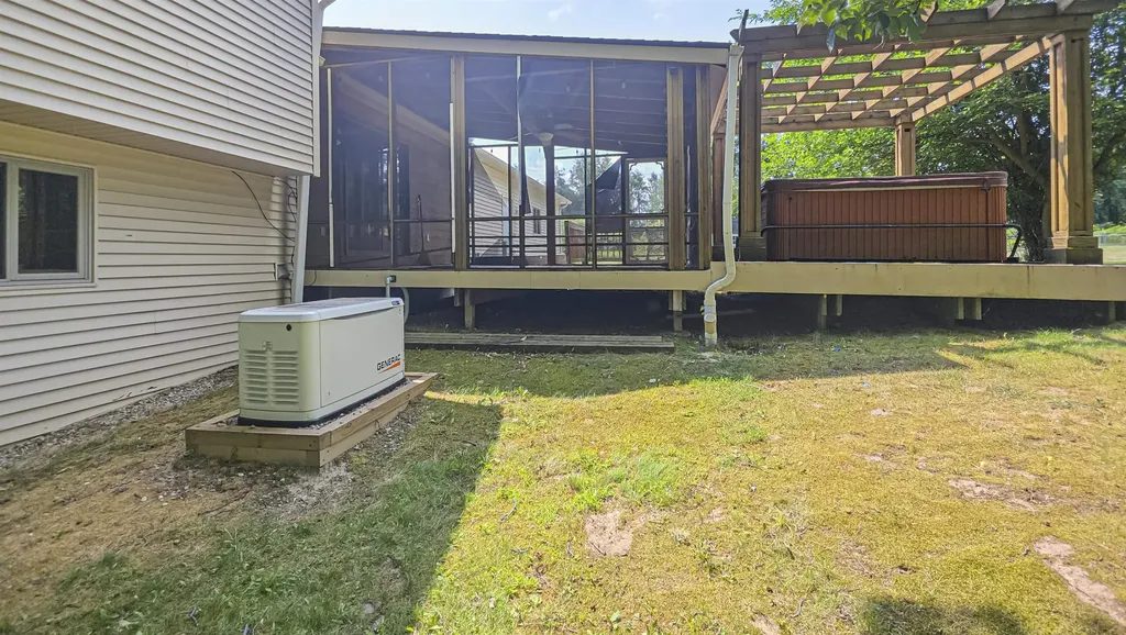 9501 Fish Lake Road Rose Township MI 48442