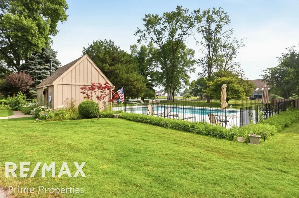 2383 Muirhead Drive Frankenlust Township MI 48706