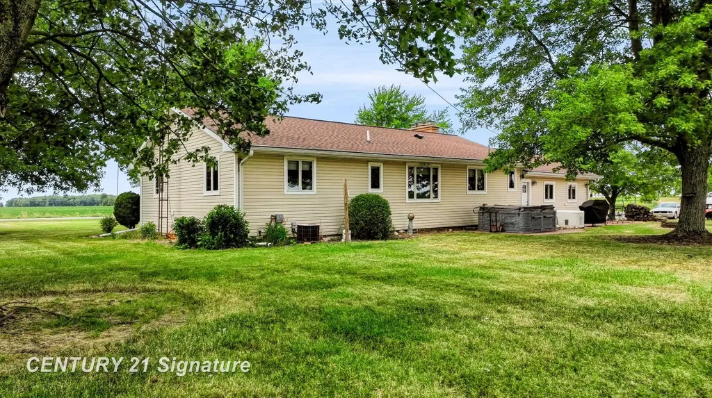 455 S Vernon Road Venice Township MI 48817