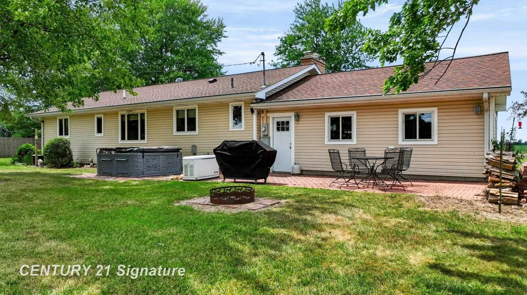 455 S Vernon Road Venice Township MI 48817