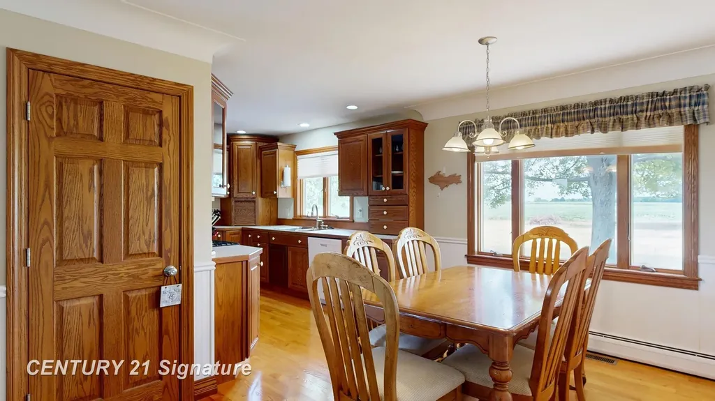 455 S Vernon Road Venice Township MI 48817