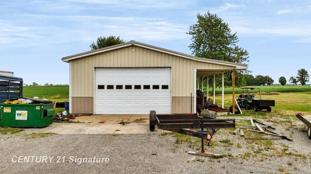 455 S Vernon Road Venice Township MI 48817