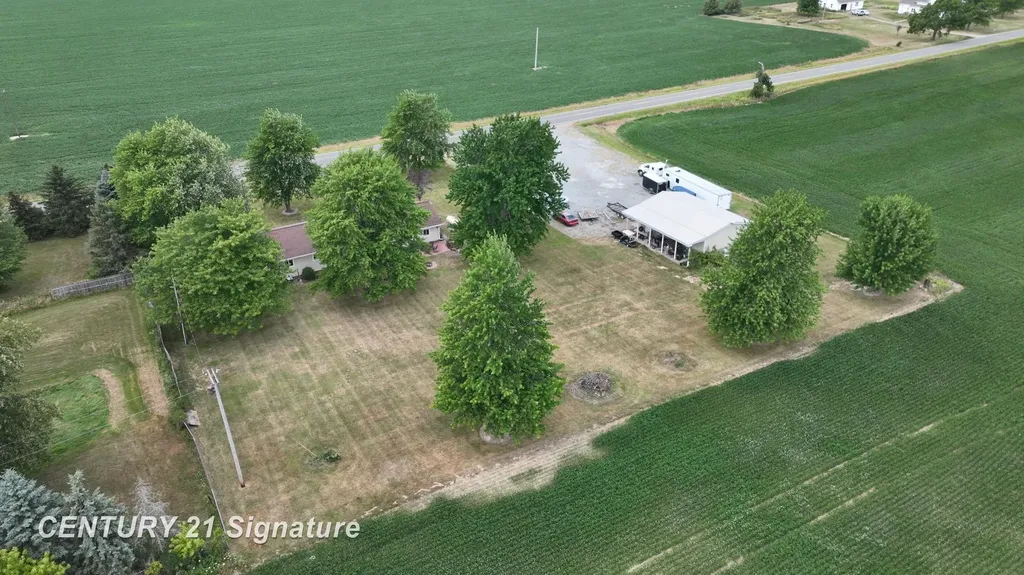 455 S Vernon Road Venice Township MI 48817