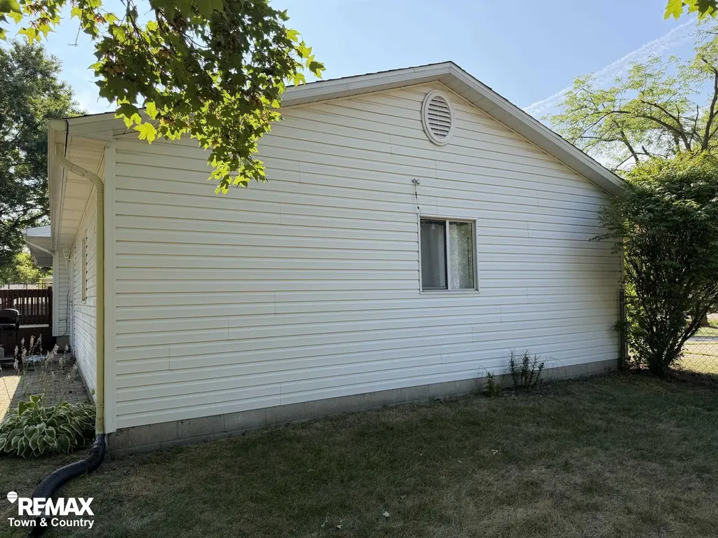 6508 Chicago Road Flushing Charter Township MI 48433