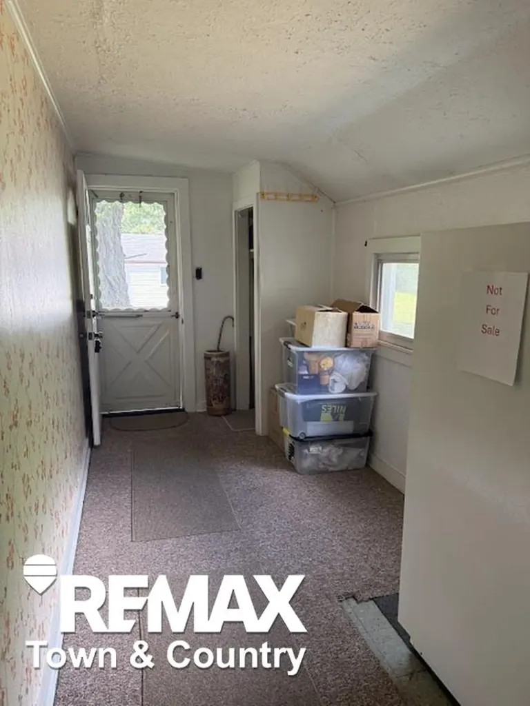 12267 N Saginaw Road Vienna Charter Township MI 48420