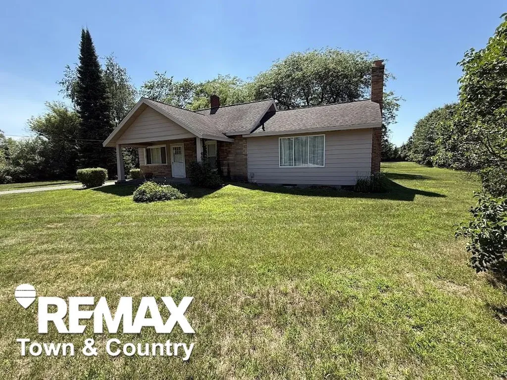 12267 N Saginaw Road Vienna Charter Township MI 48420