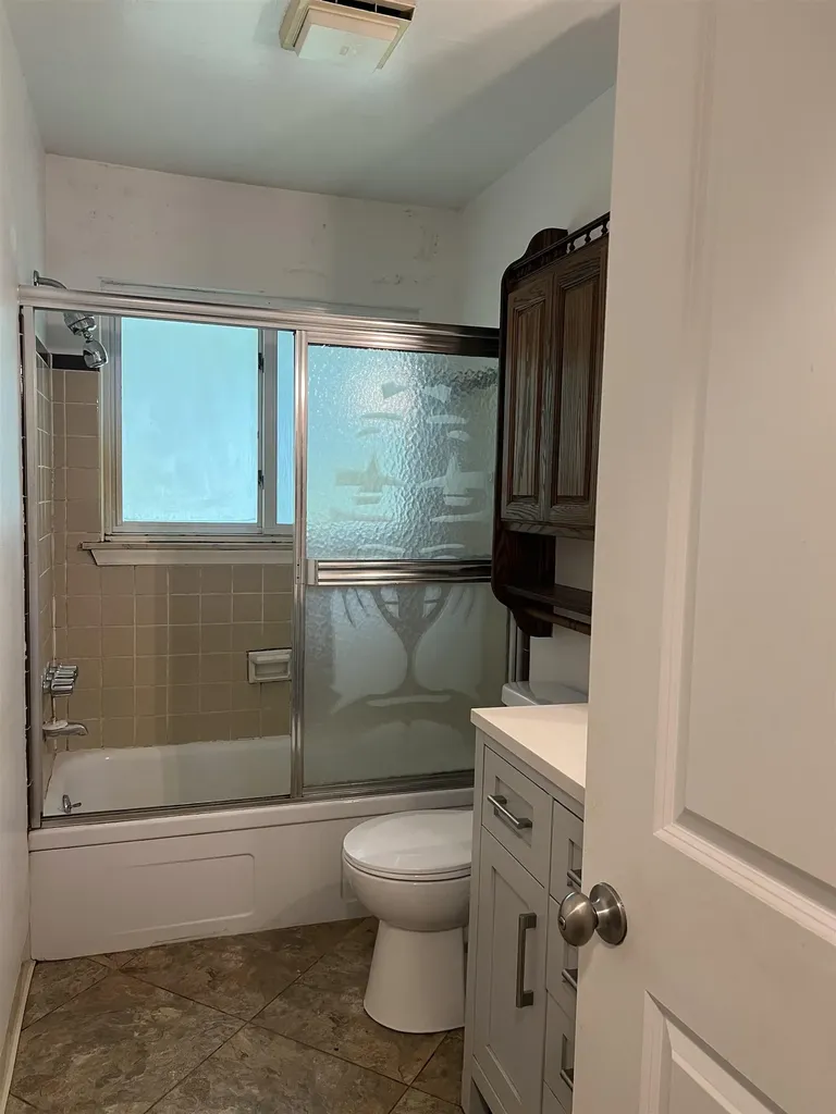 9222 Maplewood Street Thetford Township MI 48420