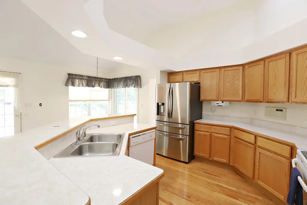 5273 Sequoia Court Burton City MI 48439