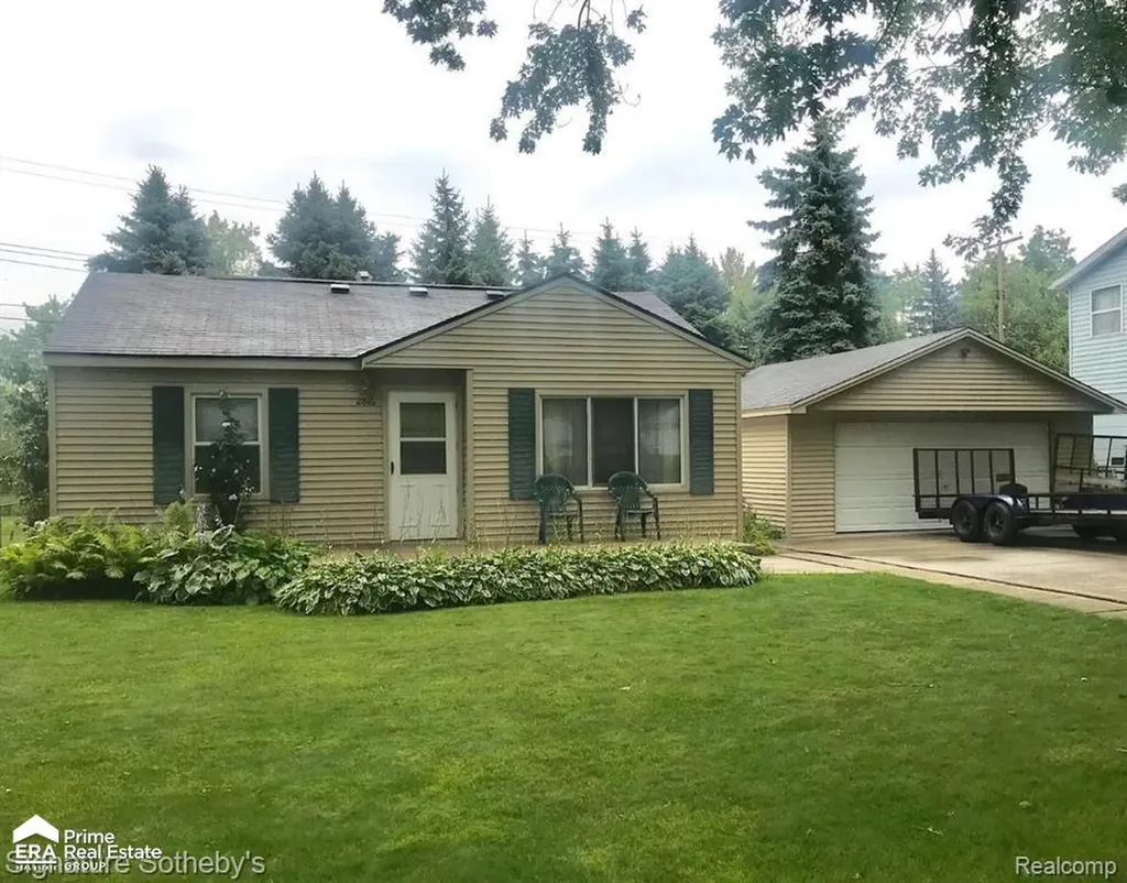 2816 Wisner Street Waterford Charter Township MI 48329