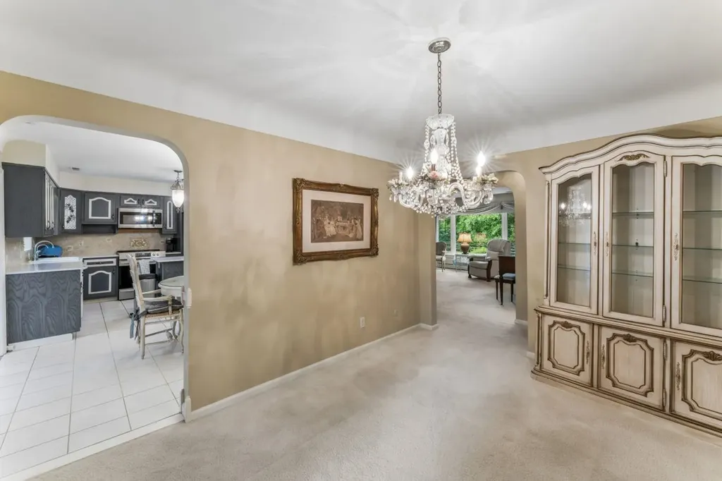 9422 S Saginaw Street Grand Blanc Charter Township MI 48439