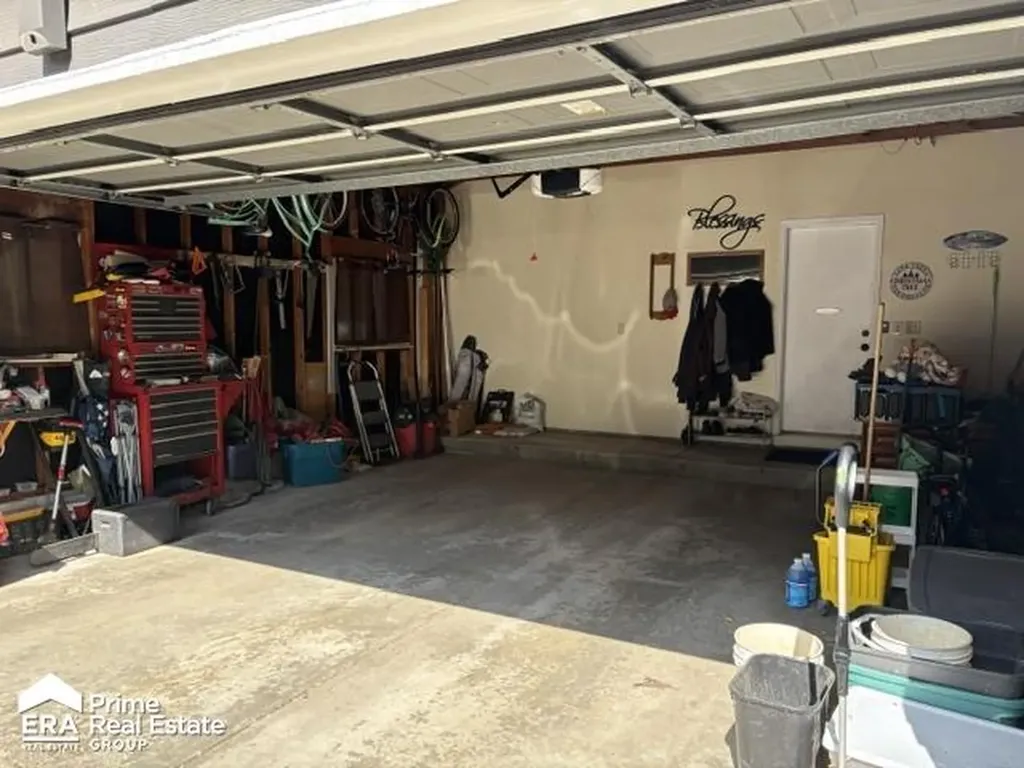 5521 Meadowcrest Drive Flint Charter Township MI 48532