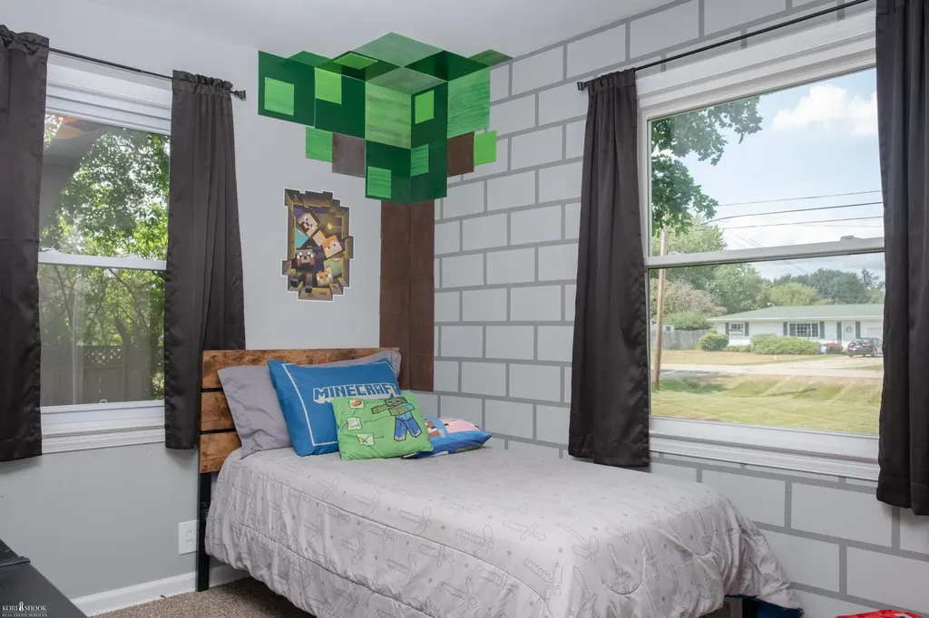 745 Raymond Road Owosso Charter Township MI 48867