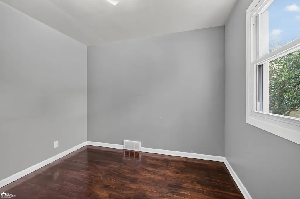 5286 Roberts Drive Genesee Charter Township MI 48506