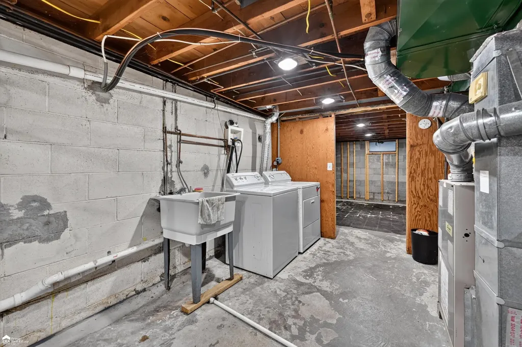 5286 Roberts Drive Genesee Charter Township MI 48506
